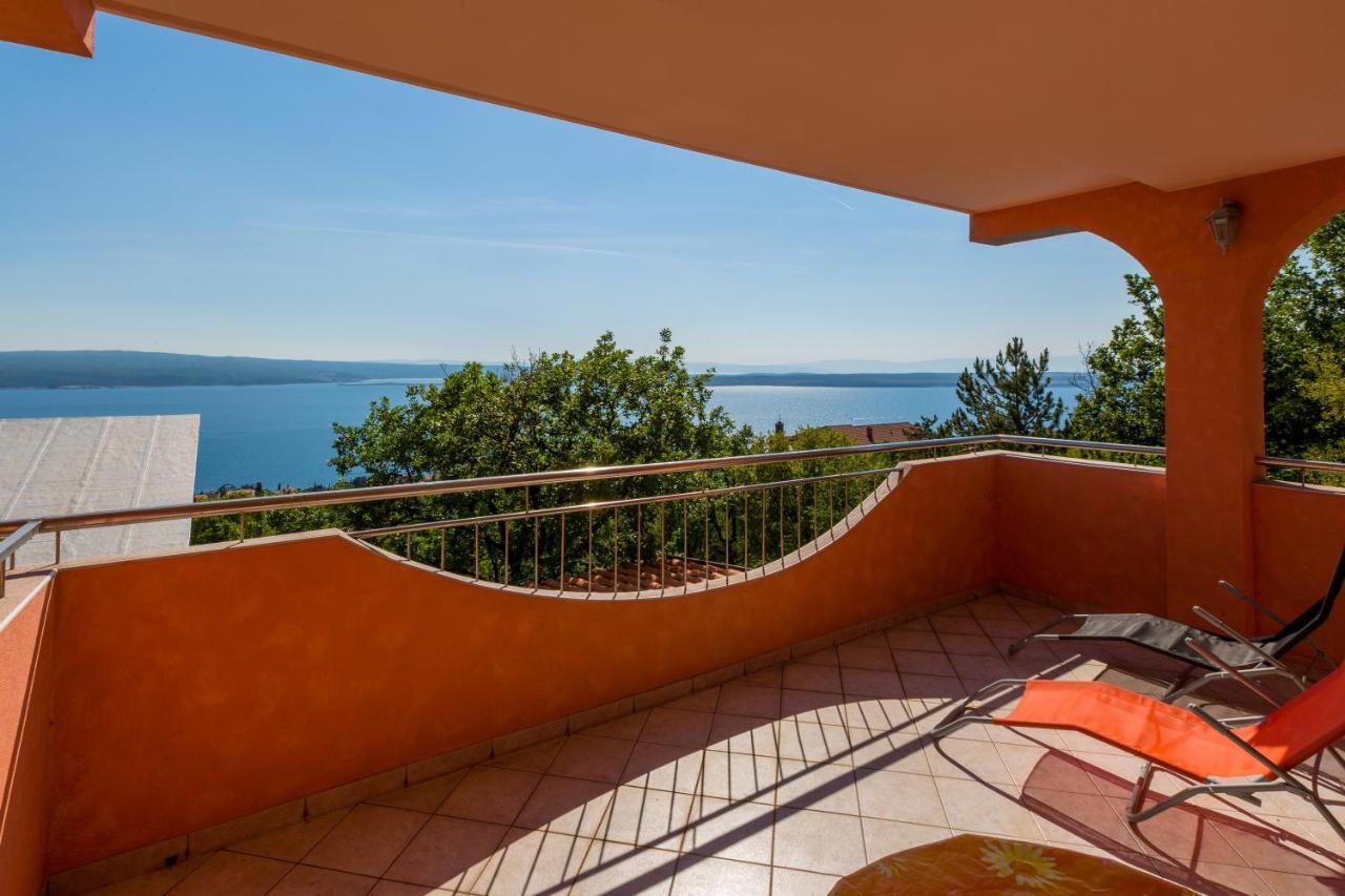 Apartmani Rino Dramalj Exterior foto