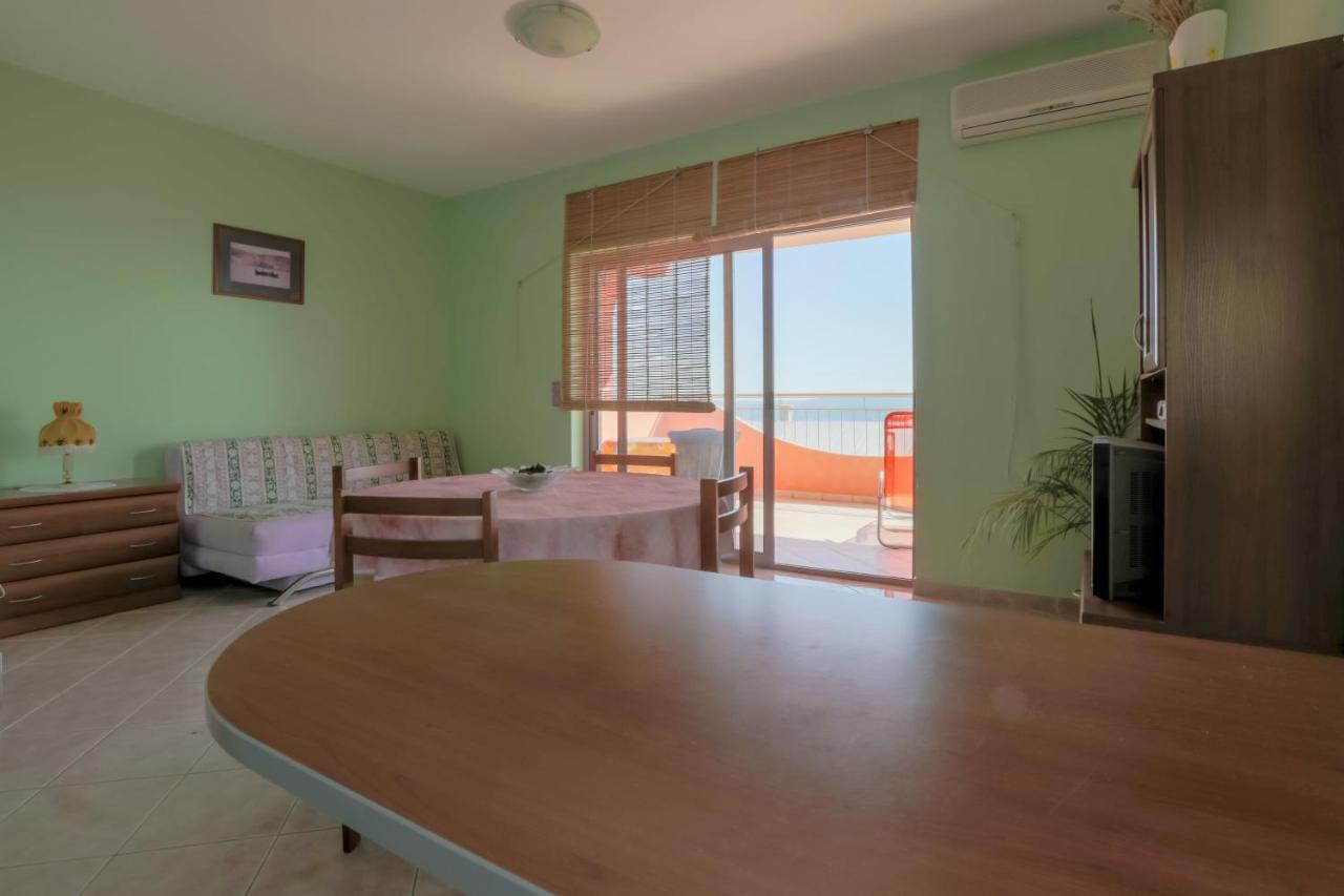 Apartmani Rino Dramalj Exterior foto